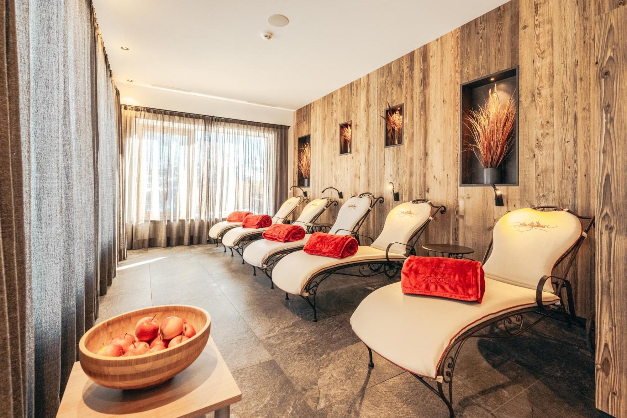 סלבה די ואל גרדנה Hotel Piz Seteur מראה חיצוני תמונה