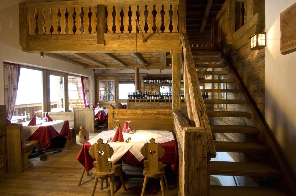 סלבה די ואל גרדנה Hotel Piz Seteur מראה חיצוני תמונה